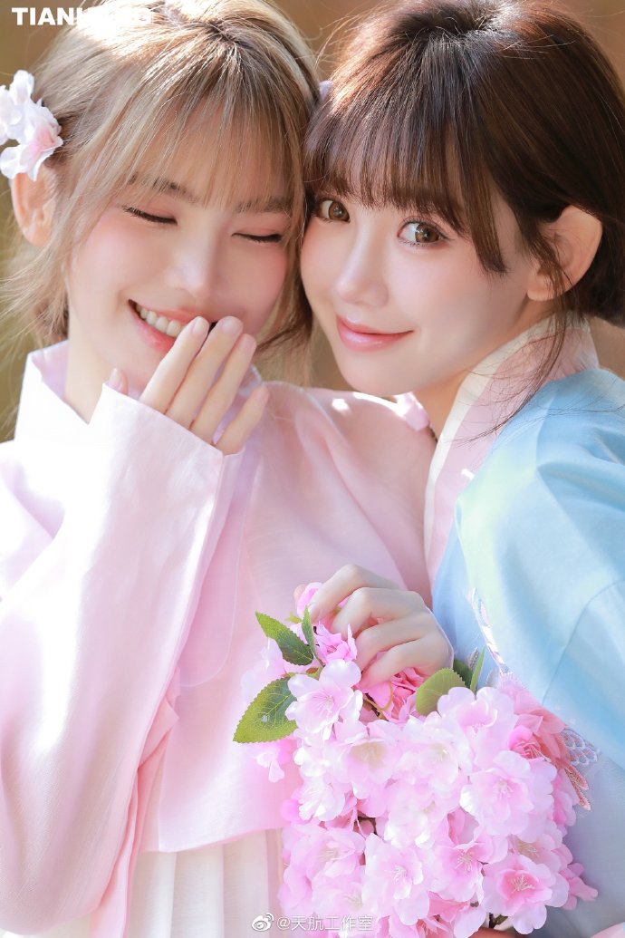 觉醒年代 封面